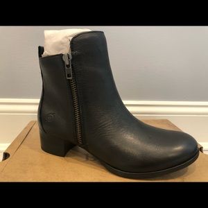 BRAND NEW- Landa Born Bootie